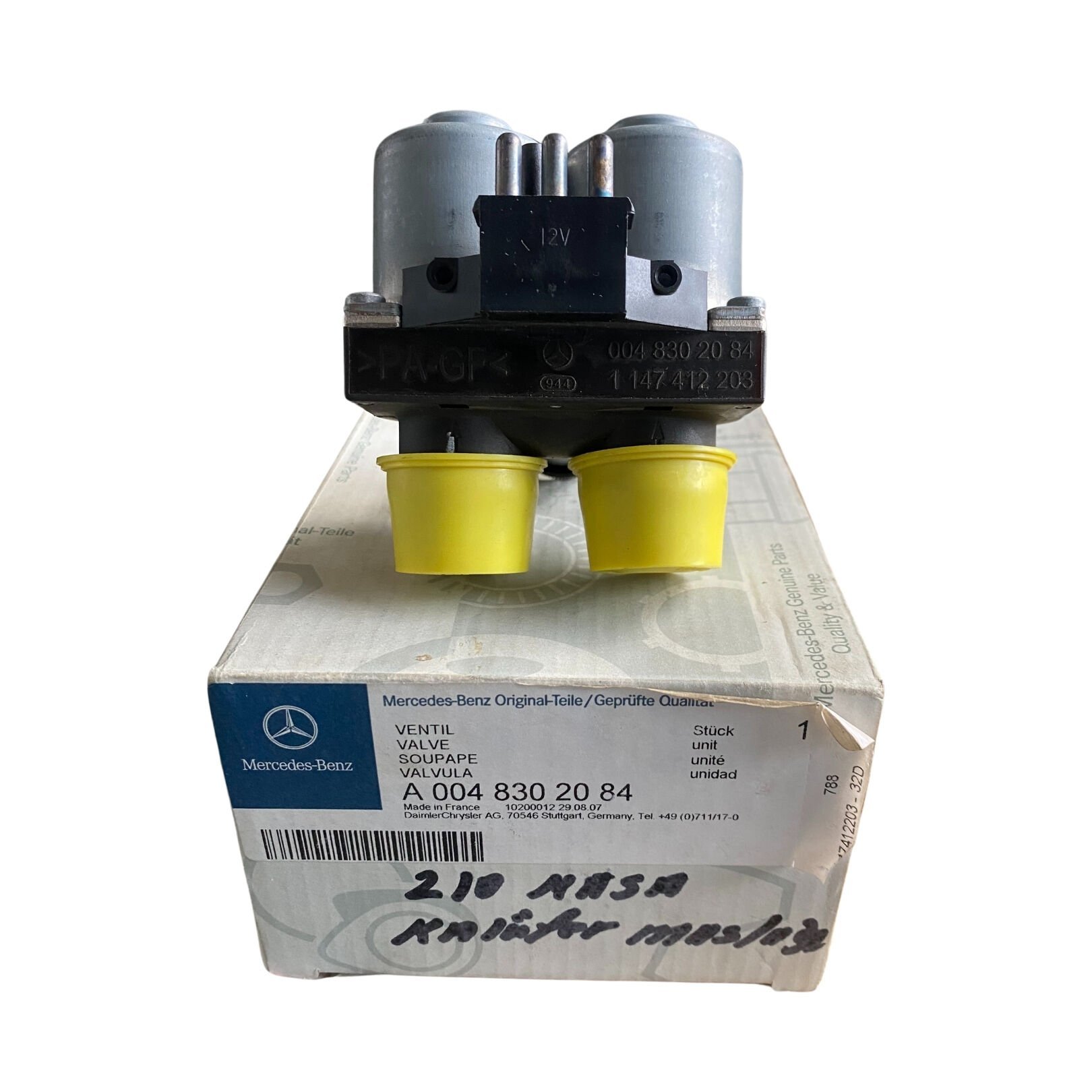 Mercedes E Serisi W210 E Serisi 1996-2000 Kalorifer Musluğu