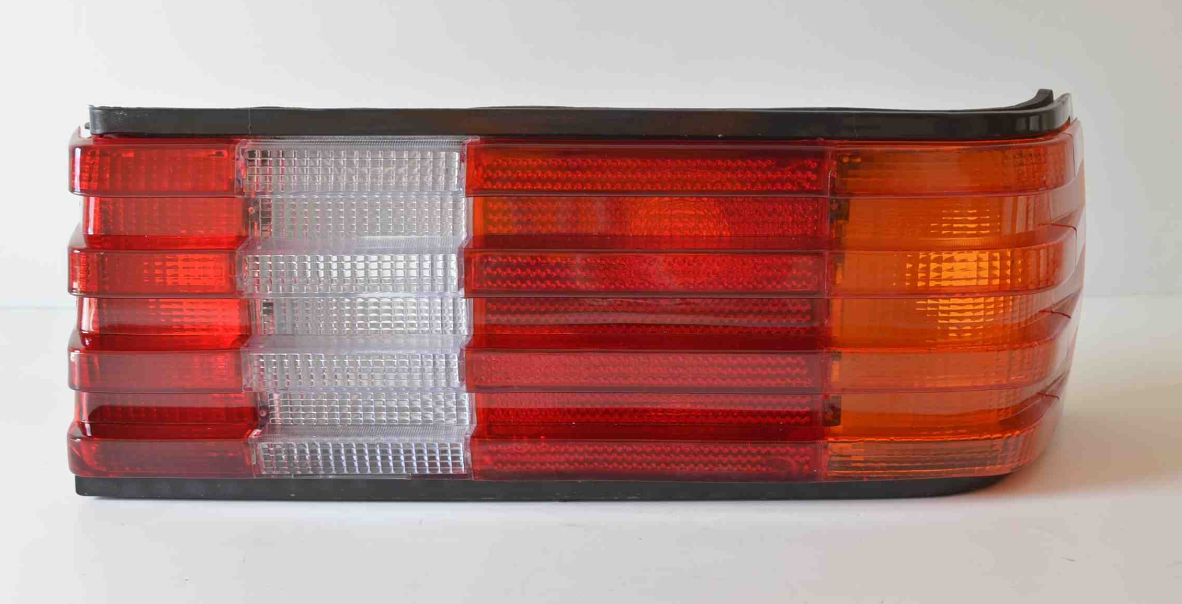 Mercedes W126 Kasa (1979-1991) Sağ Stop Lambası